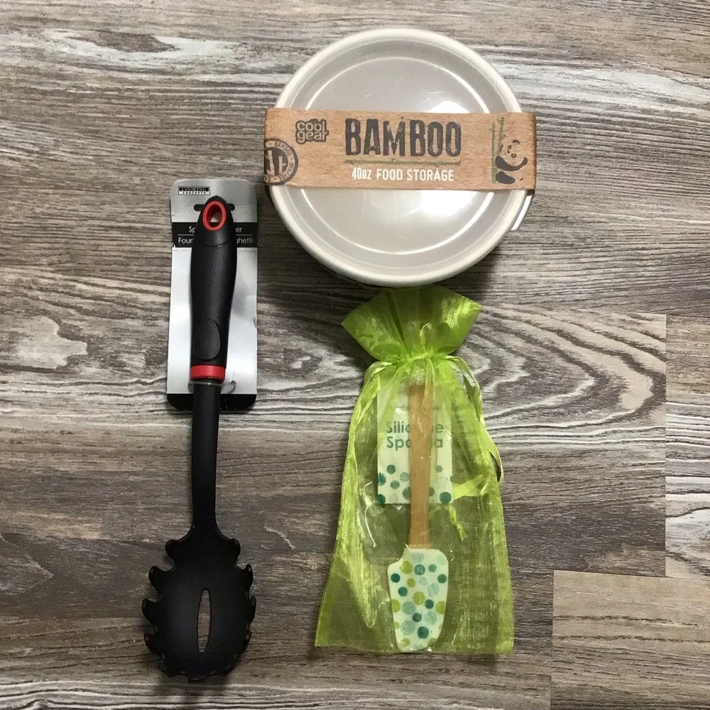 Tastefully Simple Silicone Spatula, Bamboo Food Container, Spaghetti Server NWT